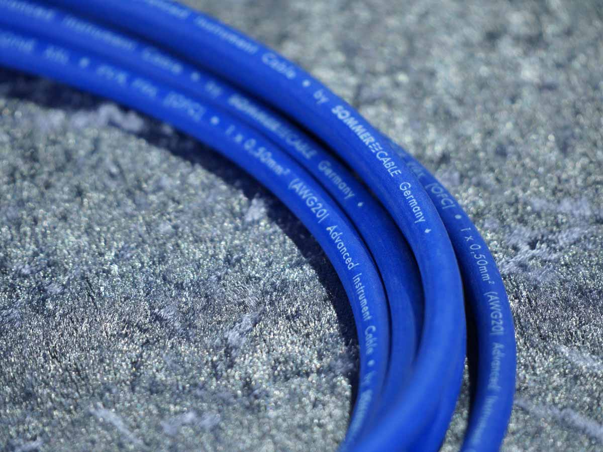 Instrumentenkabel Sommer 'Tricone XXL' blau - Hicon Klinke auf Winkelklinke