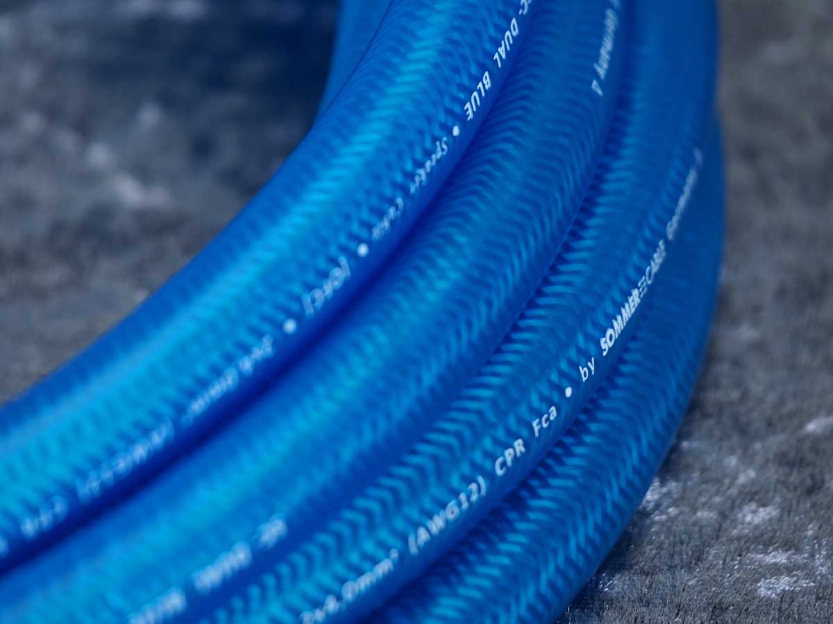 Lautsprecherkabel 'Dual Blue' - BM06 Bananenstecker auf Aderendhülsen