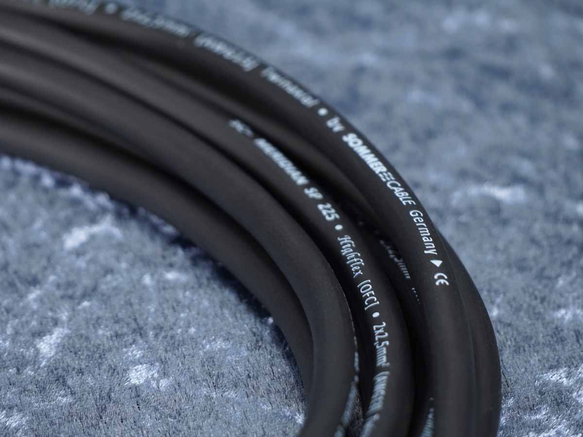 Lautsprecherkabel Sommer 'Meridian Mobile 225' schwarz / Neutrik