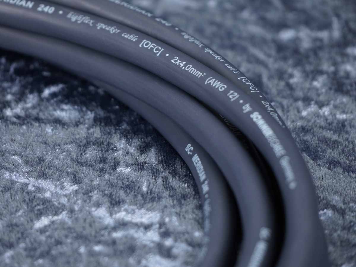 Lautsprecherkabel Sommer 'Meridian Mobile 240' grau / Neutrik