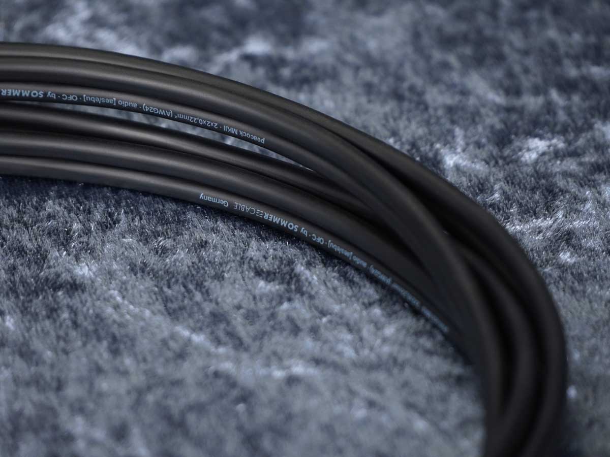 Kurzadapter XLR-3Pol Y-Split - Sommer/Neutrik