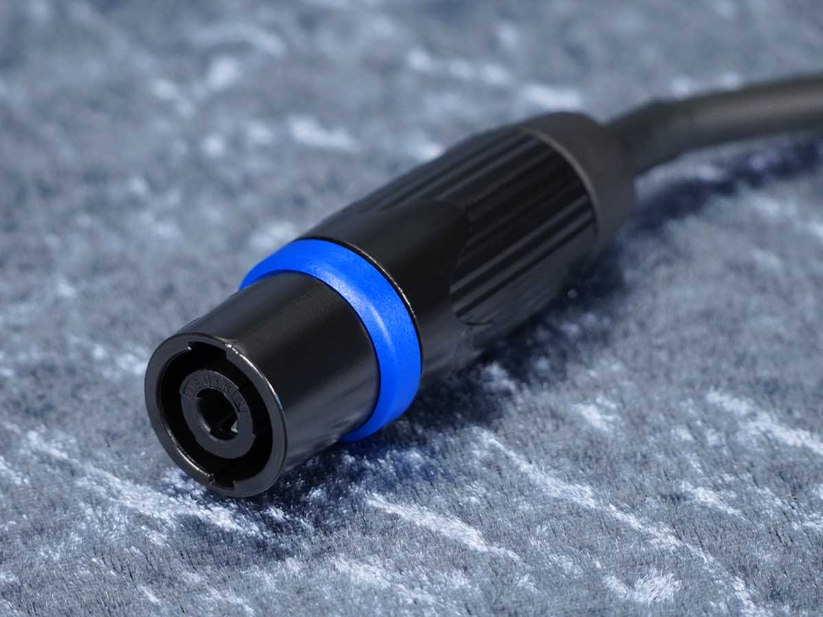 Kurzadapter Speakonstecker auf Plg6,3 - Sommer/Neutrik