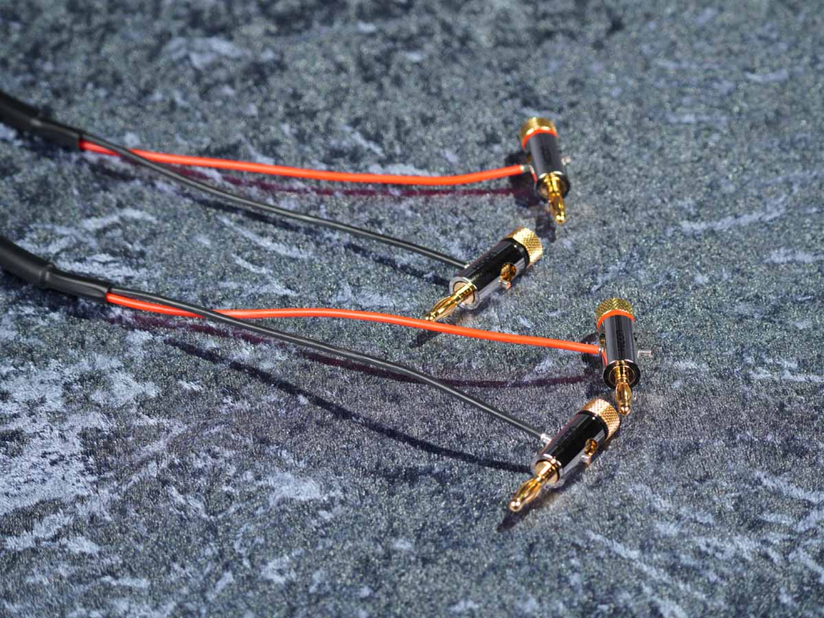 Lautsprecherkabel 'Meridian' 2x1,5 mm² BM06-Bananenstecker auf CTA01 Kabelschuhe