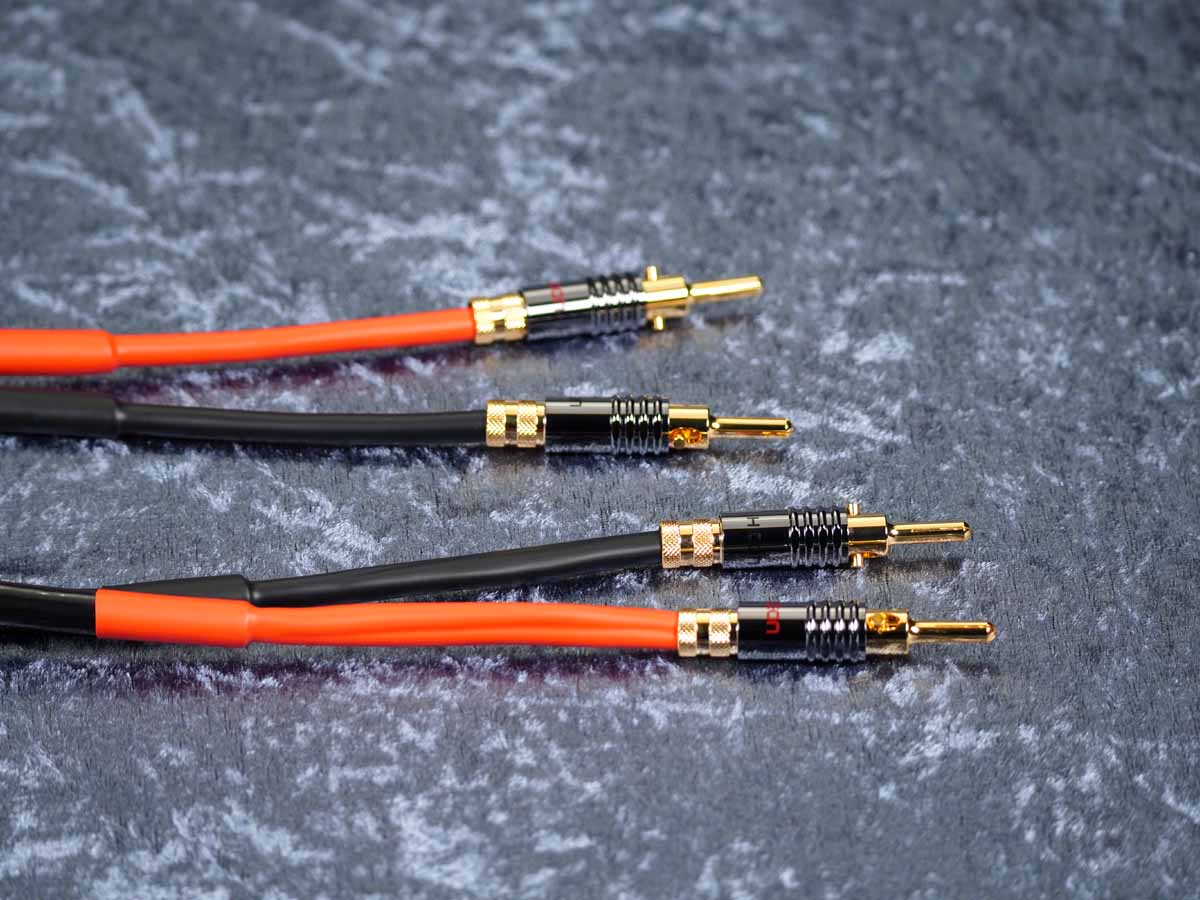 Lautsprecherkabel 'Meridian' 2x4,0 mm² Gfl mit Spreizspangen-Bananenstecker beidseitig