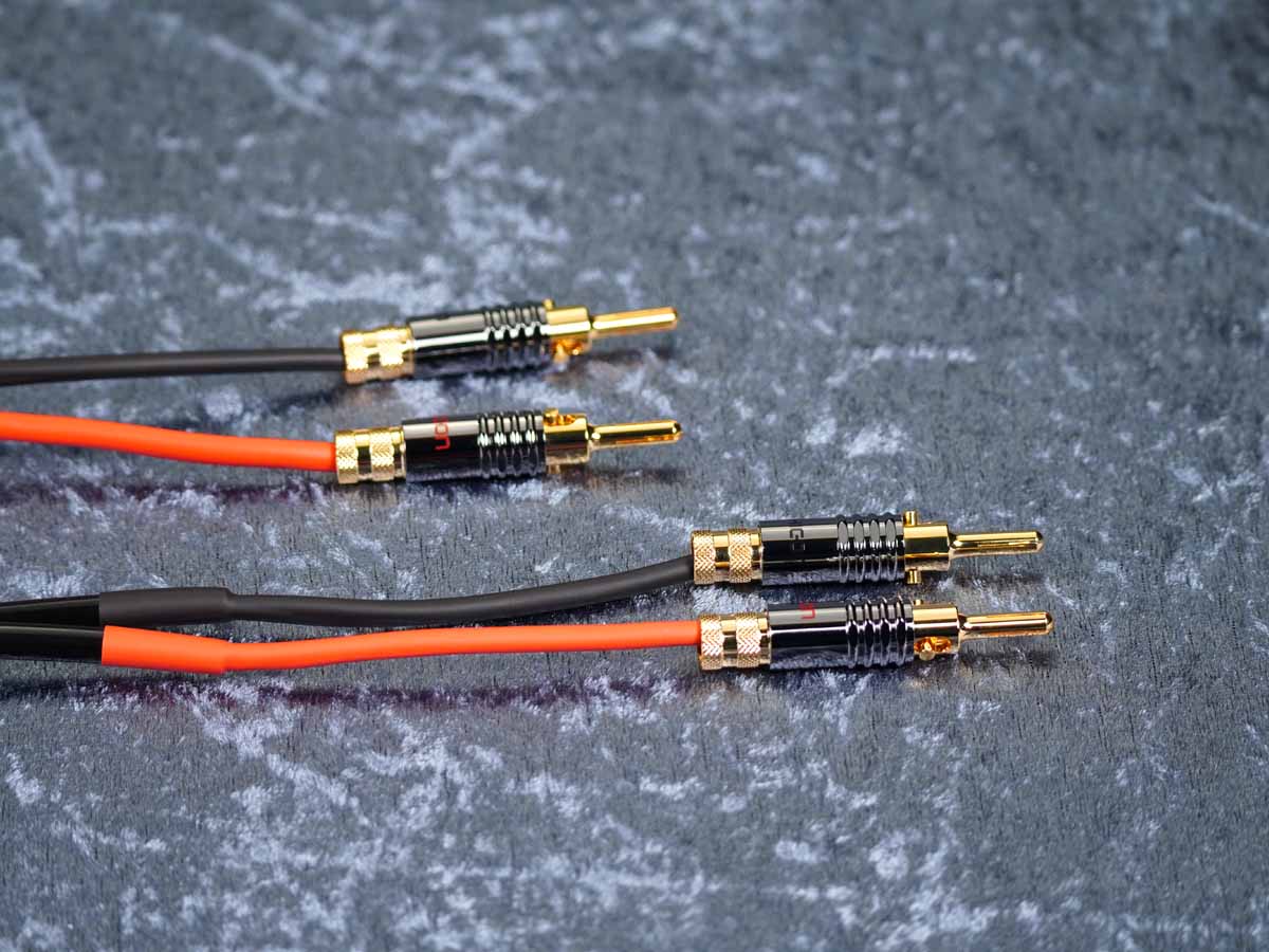 Lautsprecherkabel 'Meridian' 2x1,5 mm² Gfl Spreizspangen-Bananenstecker auf CTA01 Kabelschuhe