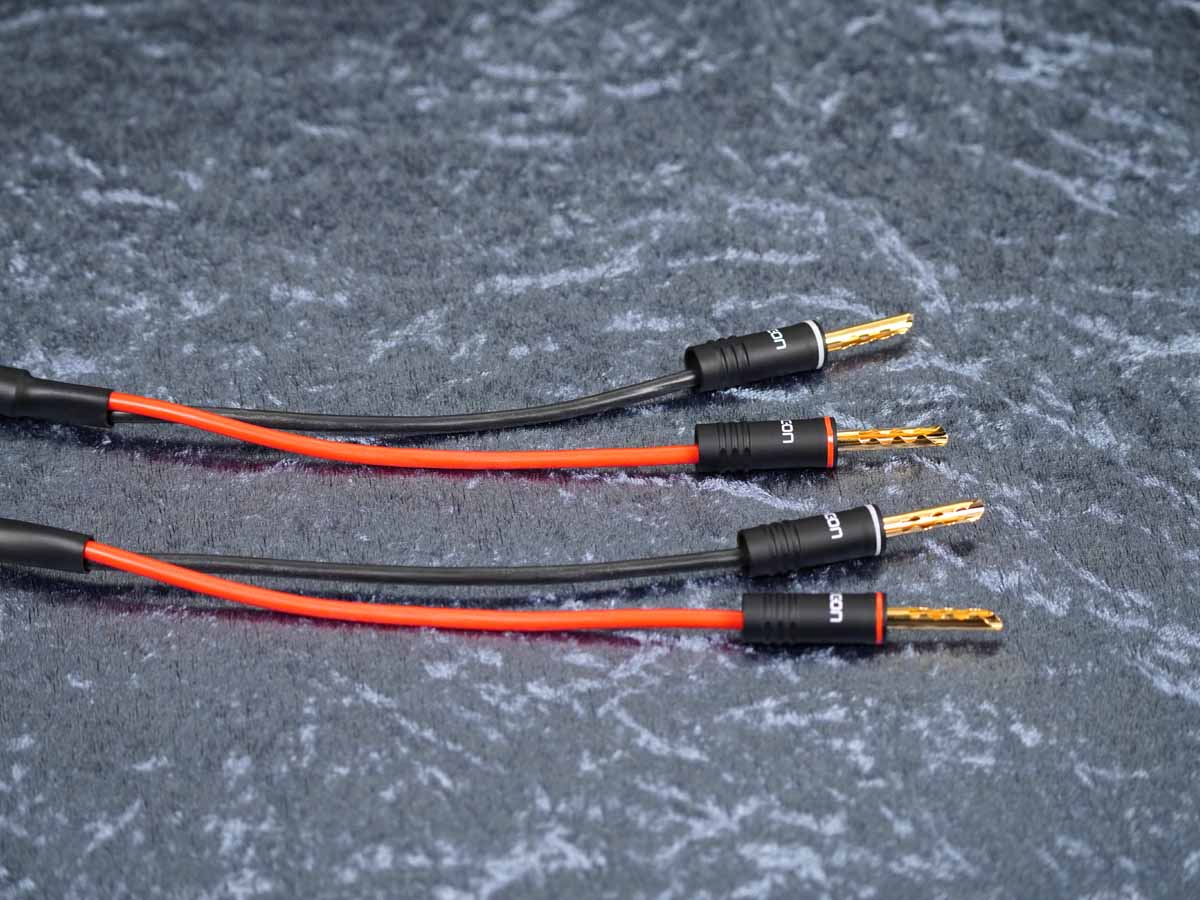 Lautsprecherkabel 'Meridian' 2x4,0 mm² Lamellen-Bananenstecker auf CTA01 Kabelschuhe