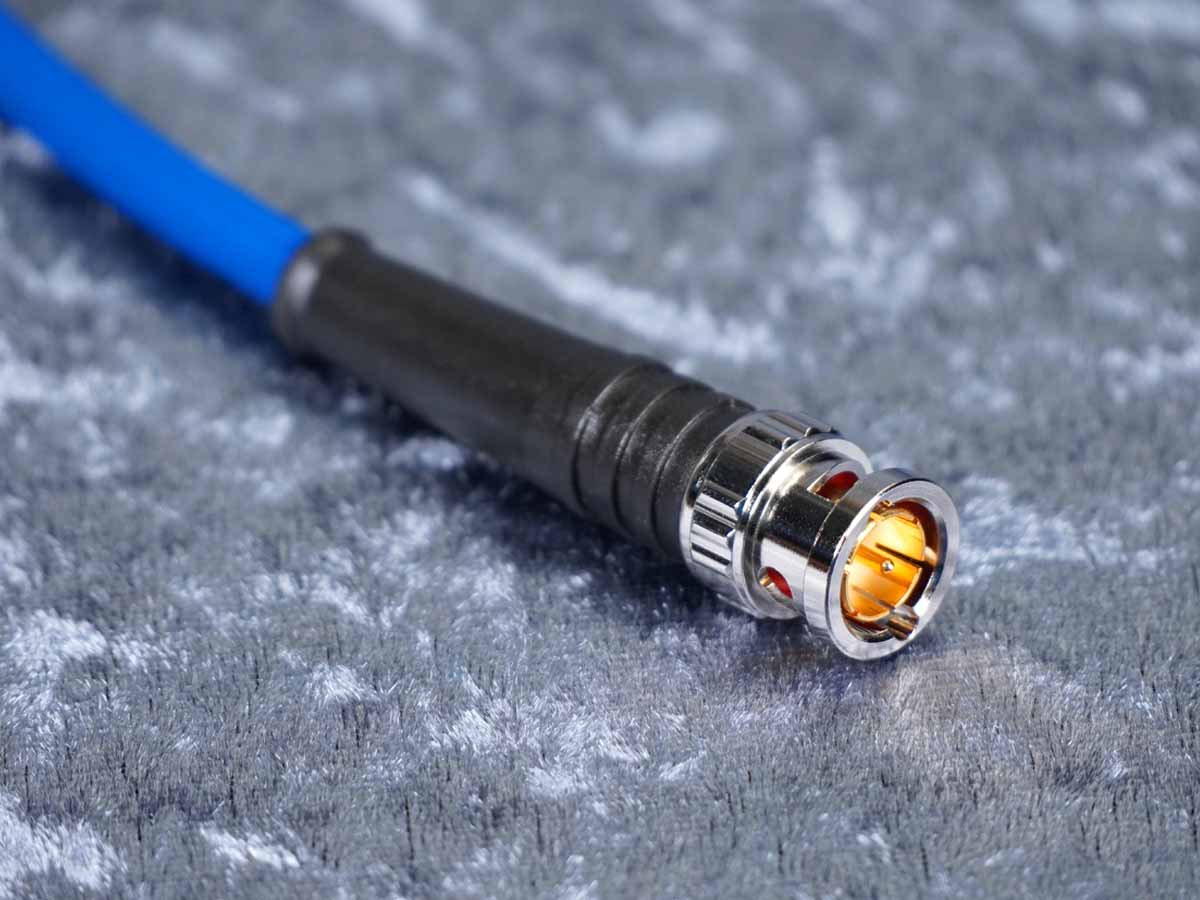 SDI-Kabel BNC-Kabel Sommer 'Vector 0.8/3.7' blau - Hicon BNC