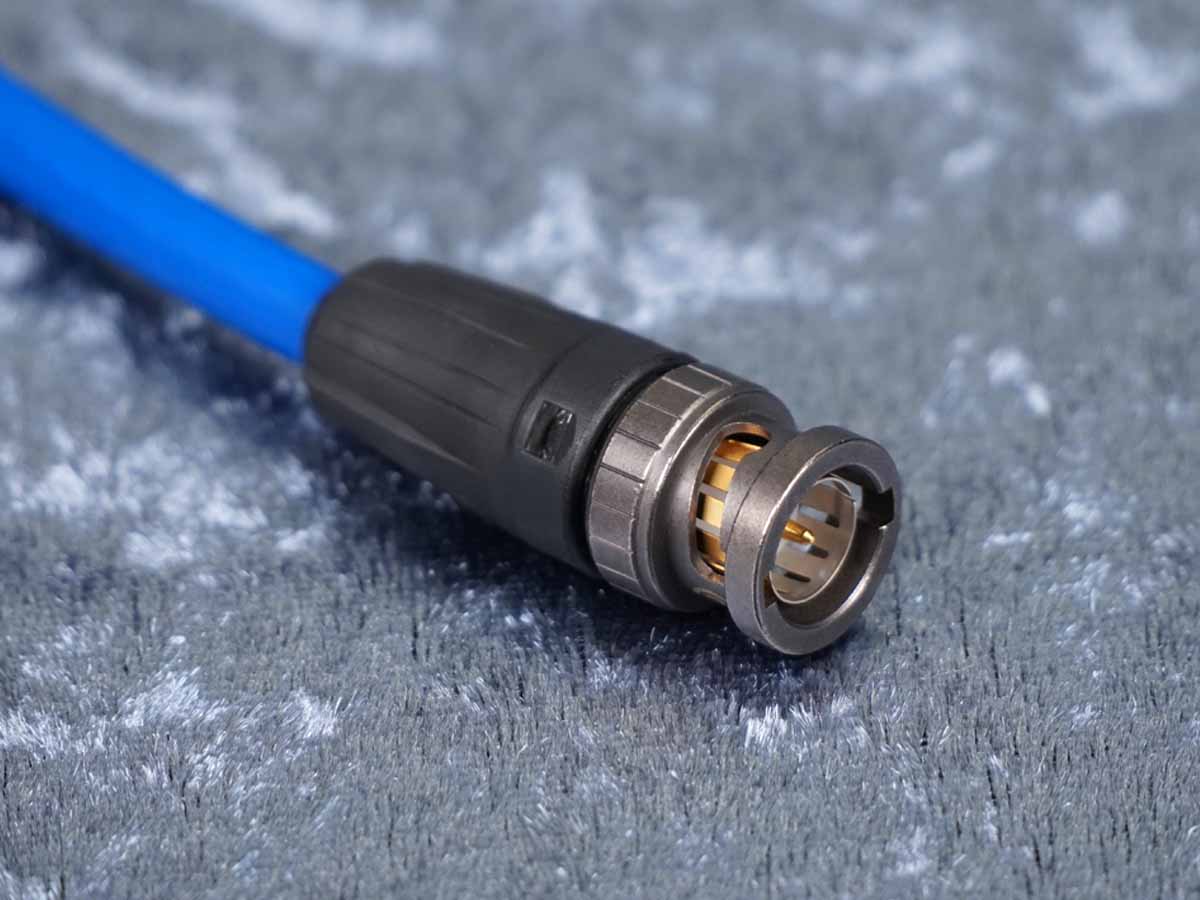 SDI-Kabel BNC-Kabel Sommer 'Vector 0.8/3.7' blau - Neutrik BNC