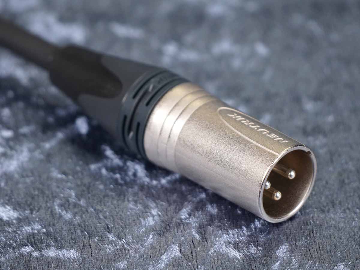 DMX-Kabel Sommer 'Binary 234' Schwarz / Neutrik