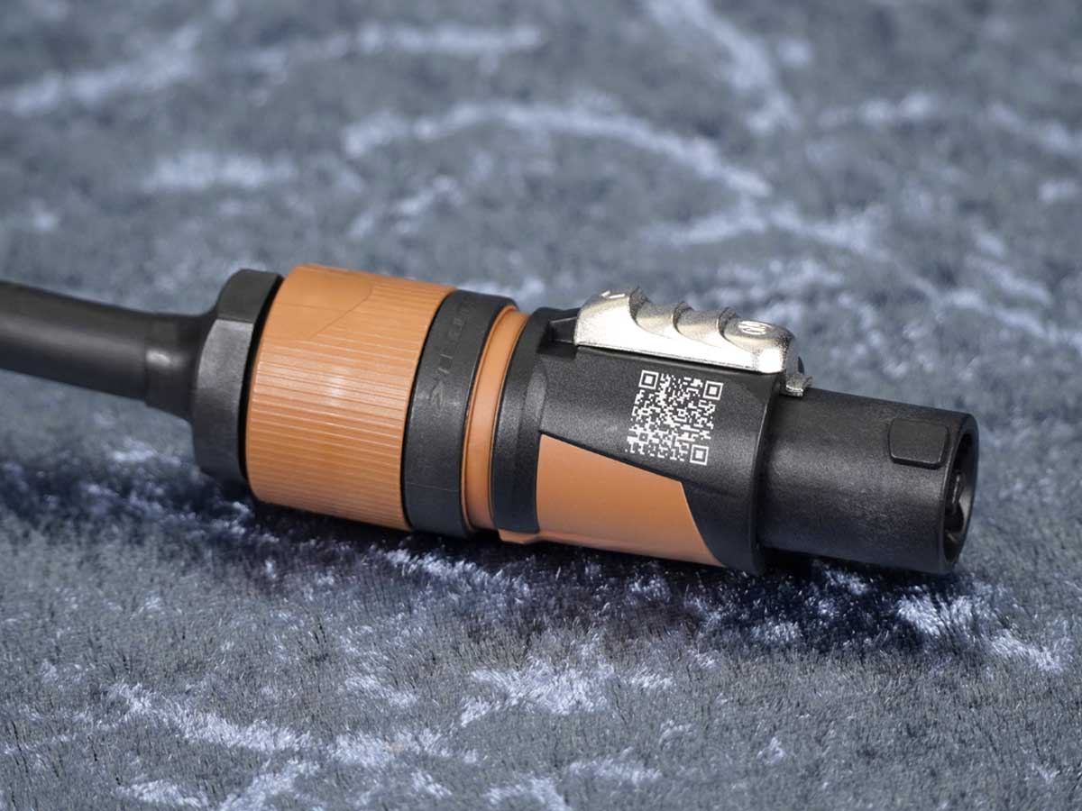 Lautsprecherkabel Sommer 'Meridian Mobile 240' schwarz / Neutrik