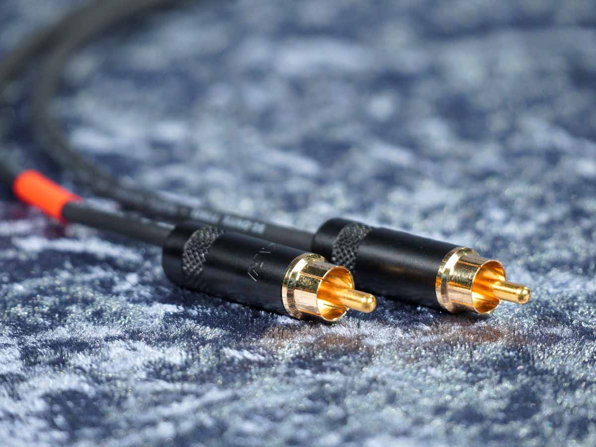 Cinchkabel Sommer 'Onyx Tynee' / REAN sw - Stereopaar
