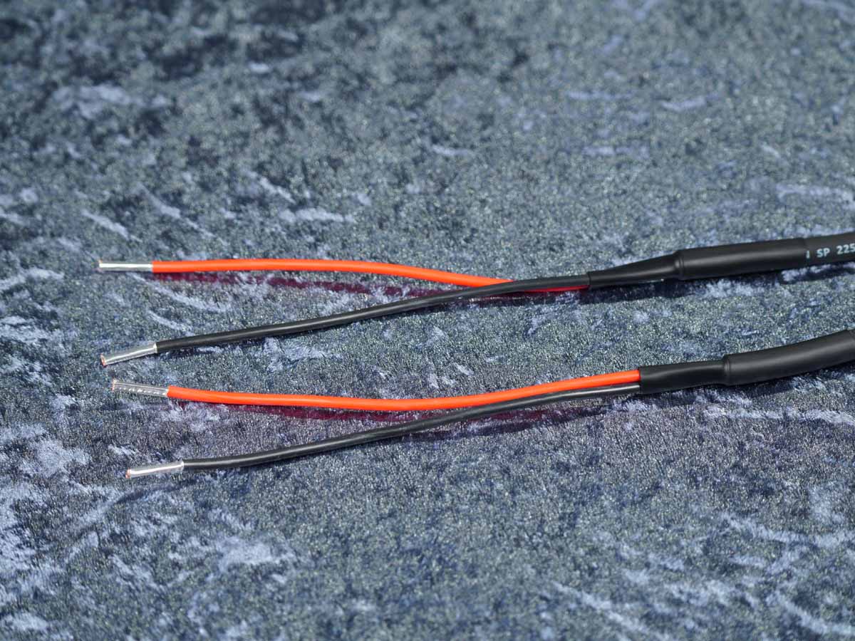 Lautsprecherkabel 'Meridian' 2x2,5 mm² mit Aderendhülsen beidseitig