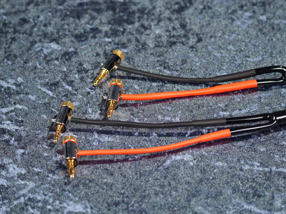 Lautsprecherkabel 'Meridian' 2x1,5 mm² Gfl mit BM06-Bananenstecker einseitig