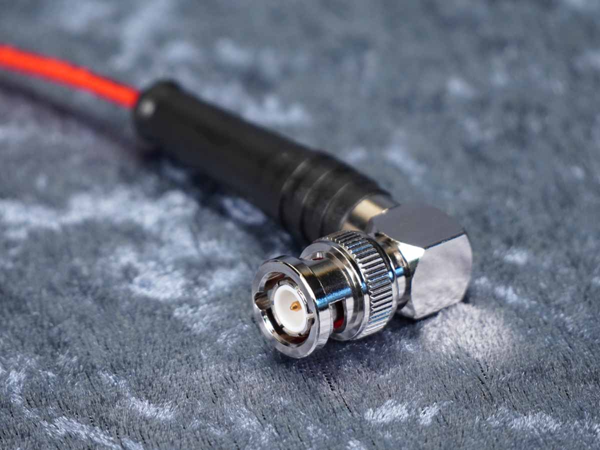 SDI-Kabel Sommer 'Monomax' rot - Hicon Winkel auf Winkel BNC