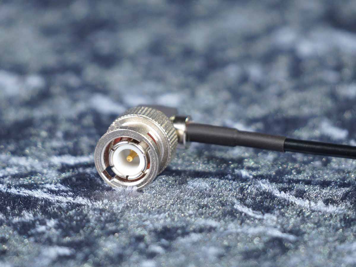 Antennenkabel 50 Ohm Sommer 'RG174 A/U' schwarz - BNC174M90