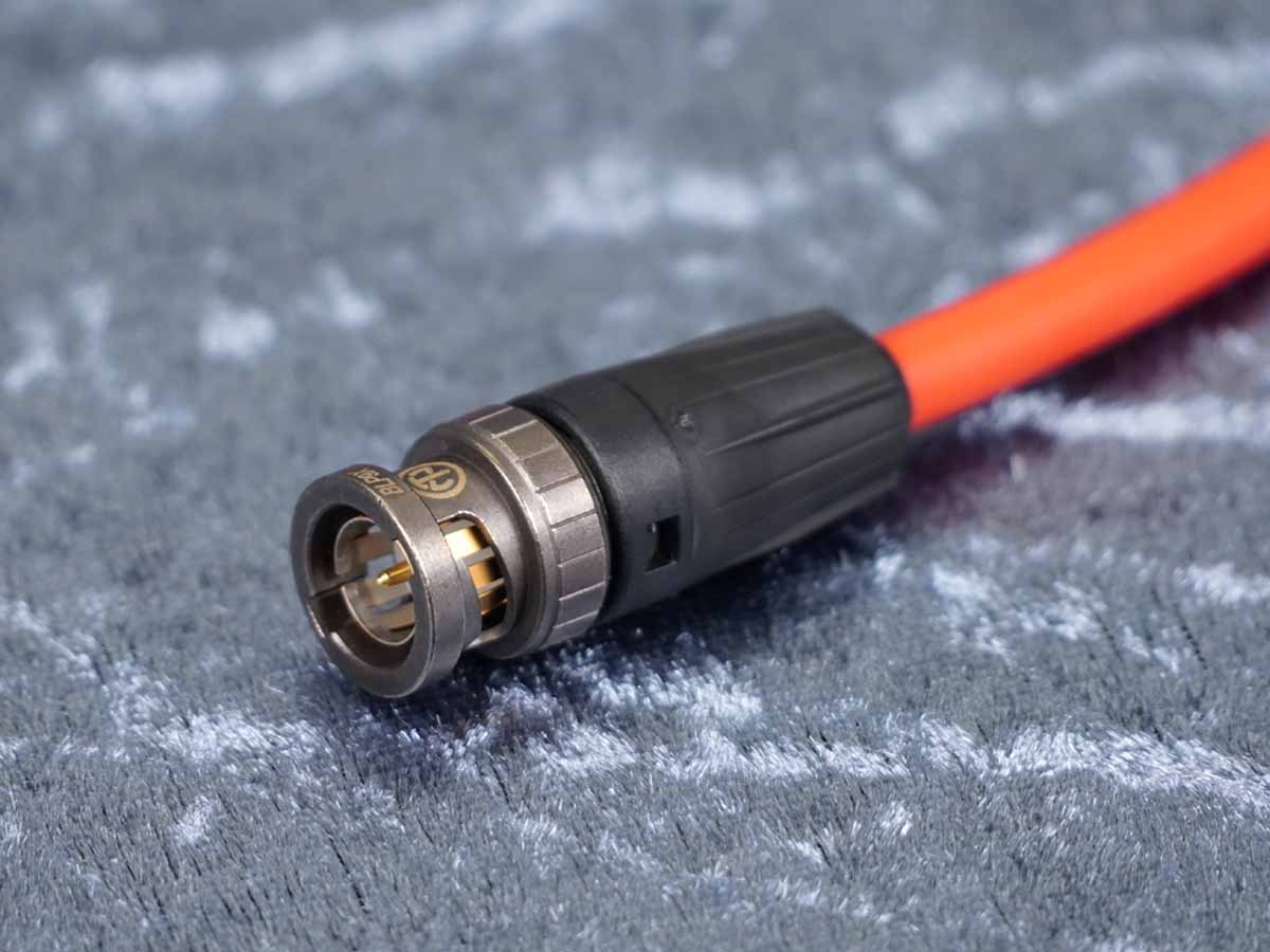 SDI-Kabel BNC-Kabel Sommer 'Vector 0.8/3.7' rot - Neutrik BNC