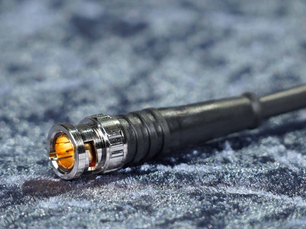 SDI-Kabel BNC-Kabel Sommer 'Vector 0.8/3.7' schwarz - Hicon BNC