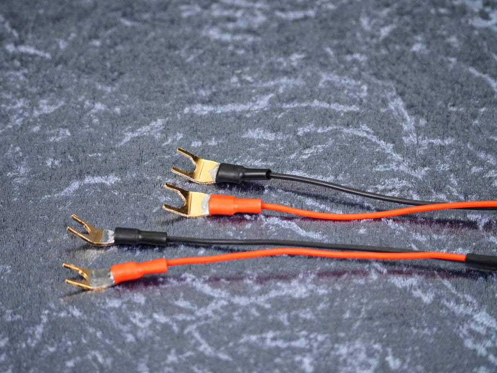 Lautsprecherkabel 'Meridian' 2x1,5 mm² Lamellen-Bananenstecker auf CTA01 Kabelschuhe
