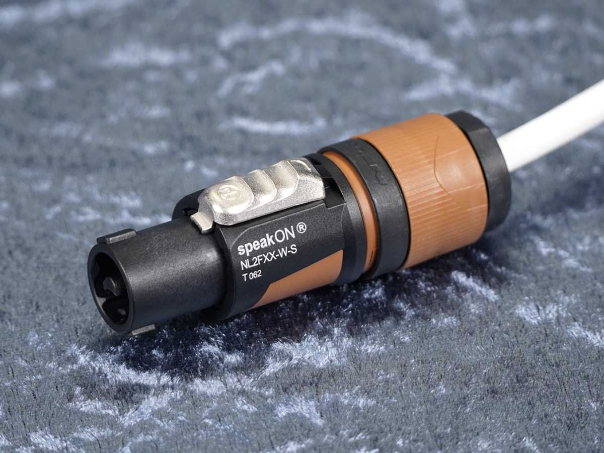 Lautsprecherkabel Sommer 'Meridian Mobile 215' weiss / Neutrik