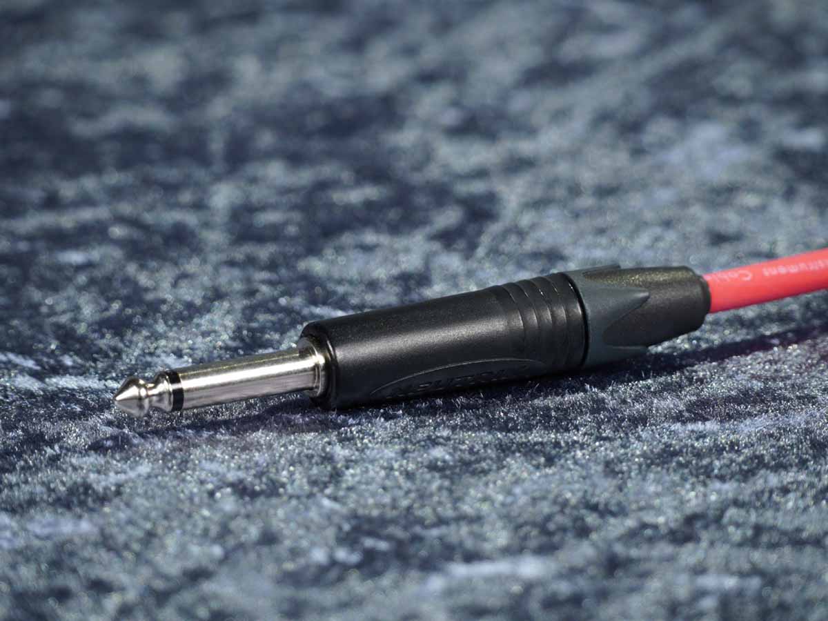 Instrumentenkabel Sommer 'Tricone XXL' rot - Neutrik NP2X-BAG
