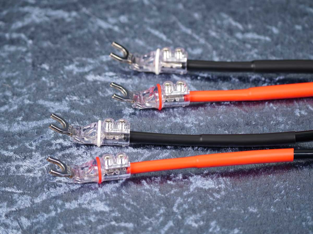 Lautsprecherkabel 'Dual Blue' Gfl - Lamellen-Bananenstecker auf WBT 0681Ag Kabelschuhe