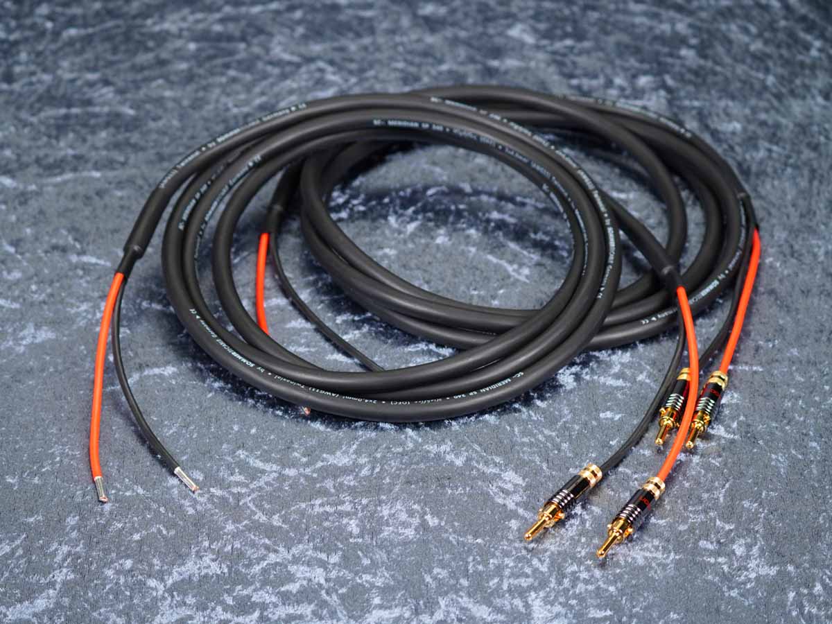 Lautsprecherkabel 'Meridian' 2x4,0 mm² mit Spreizspangen-Bananenstecker einseitig