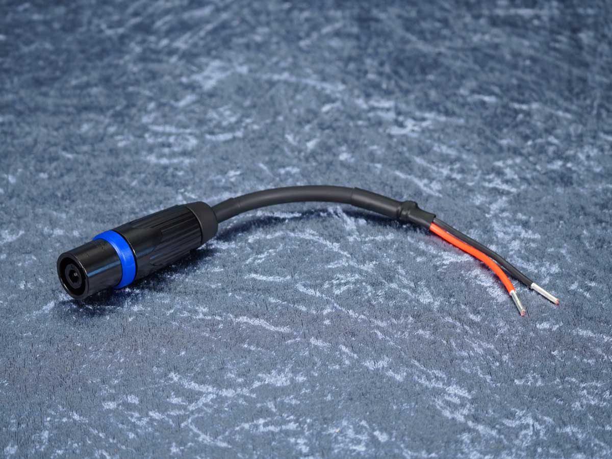 Kurzadapter Speakonstecker auf Aderendhülsen - Sommer/Neutrik