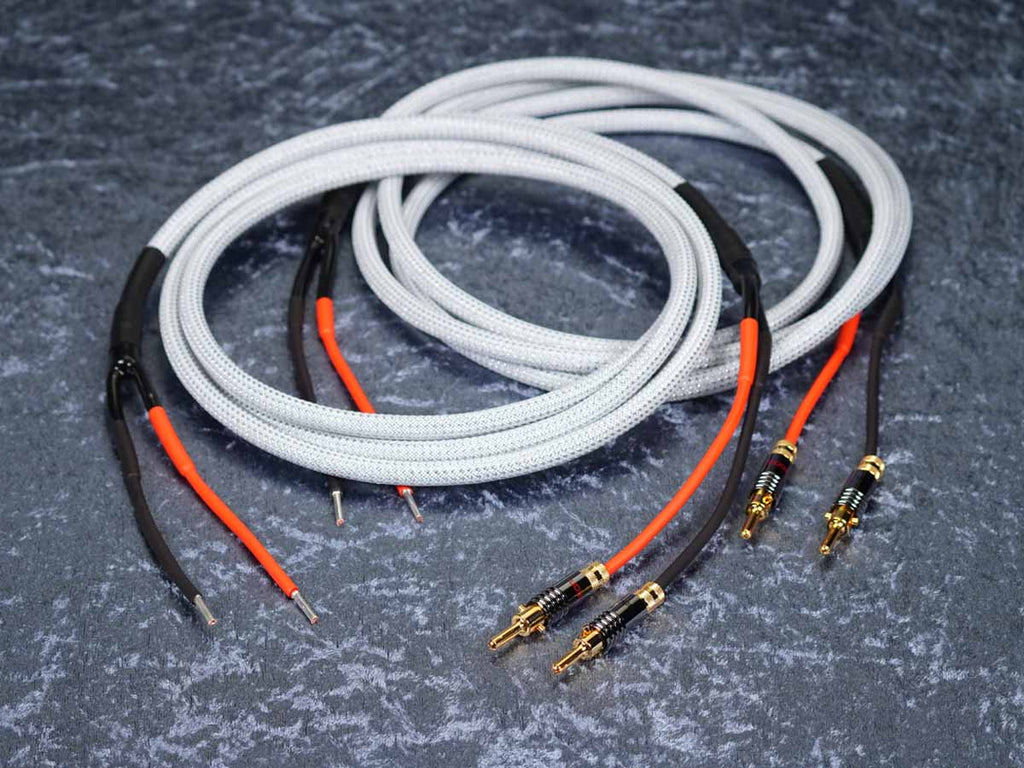 Lautsprecherkabel 'Meridian' 2x2,5 mm² Gfl mit Spreizspangen-Bananenstecker einseitig