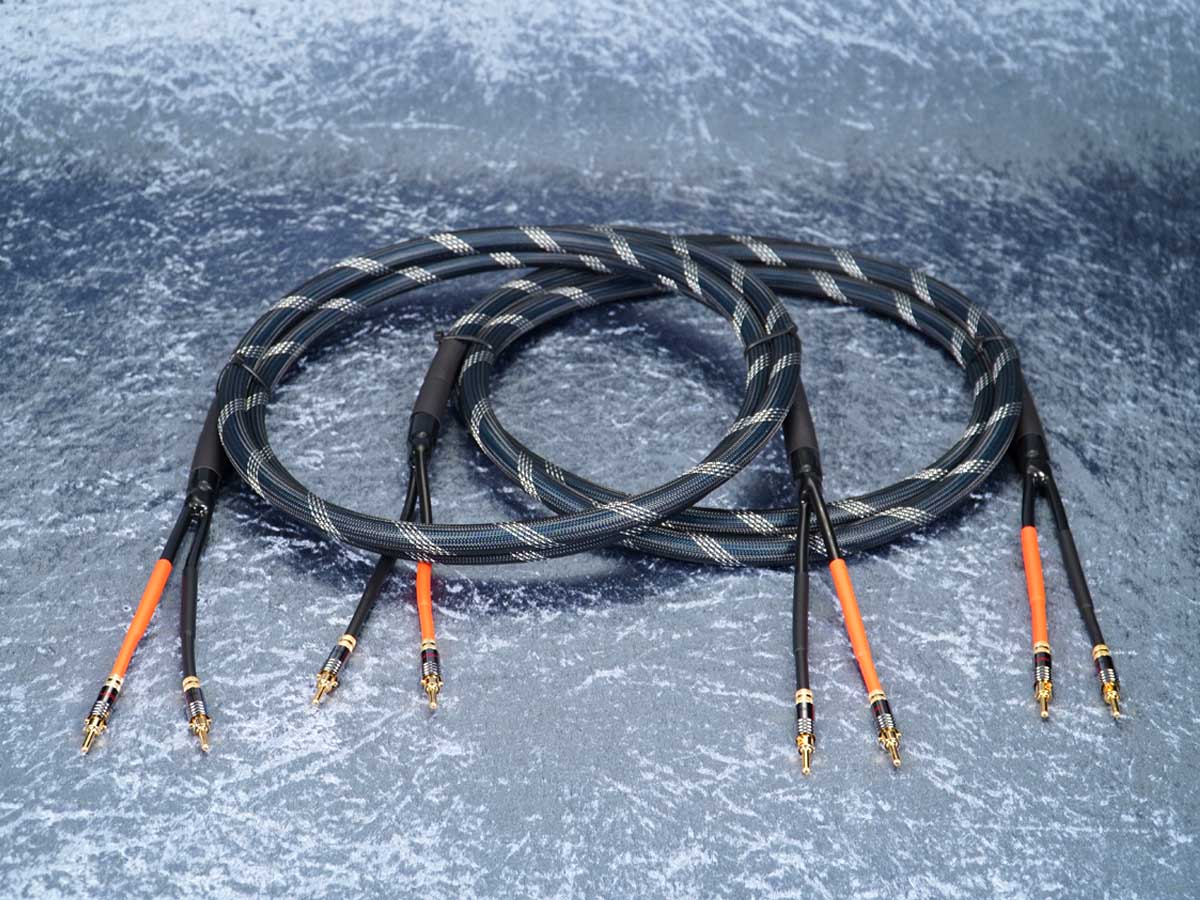Lautsprecherkabel 'Dual Blue' Gfl - Spreizspangen-Bananenstecker beidseitig