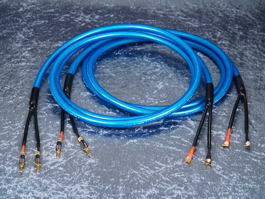 Lautsprecherkabel 'Dual Blue' - Spreizspangen-Bananenstecker auf CTA01 Kabelschuhe