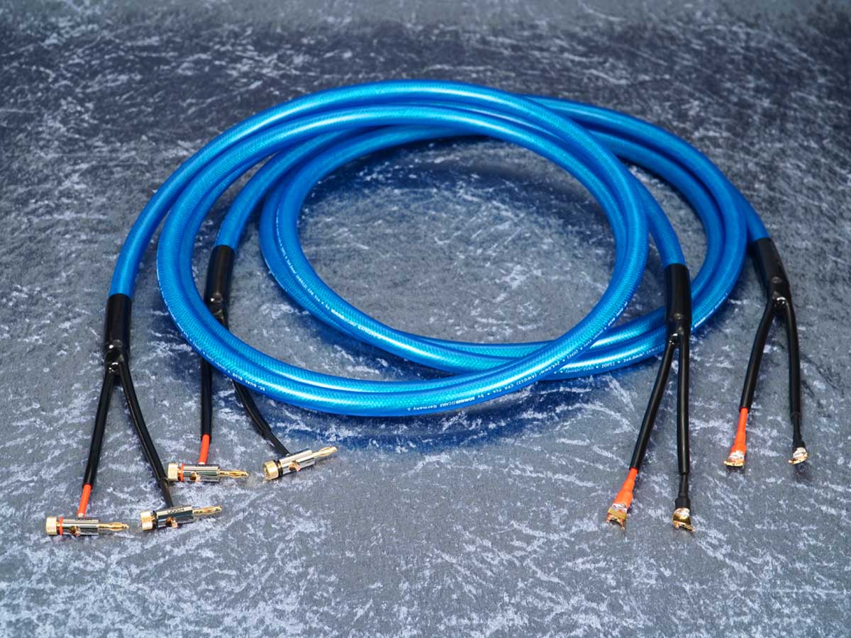 Lautsprecherkabel 'Dual Blue' - BM06 Bananenstecker auf CTA01 Kabelschuhe