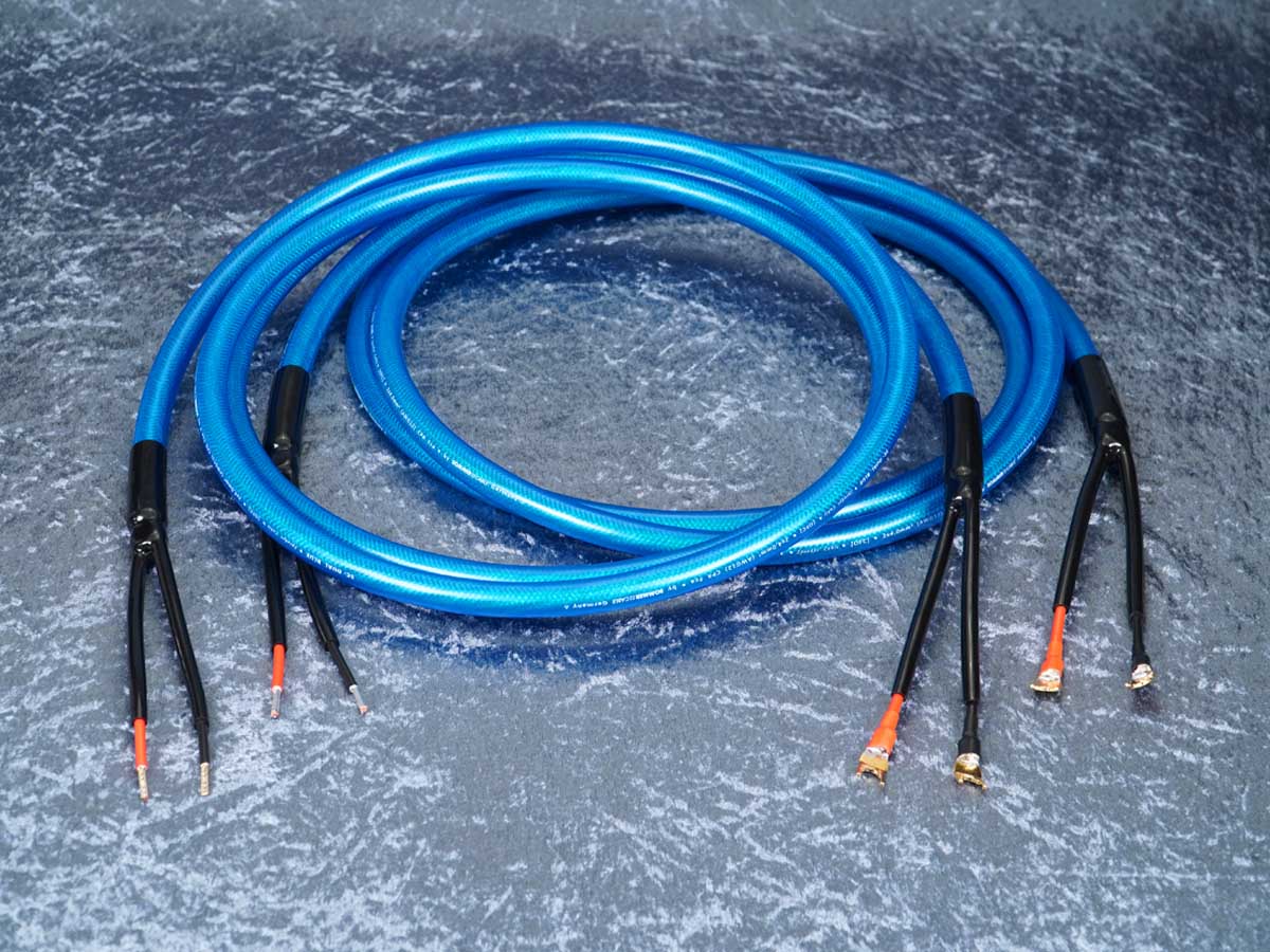 Lautsprecherkabel 'Dual Blue' - Aderendhülsen auf CTA01 Kabelschuhe