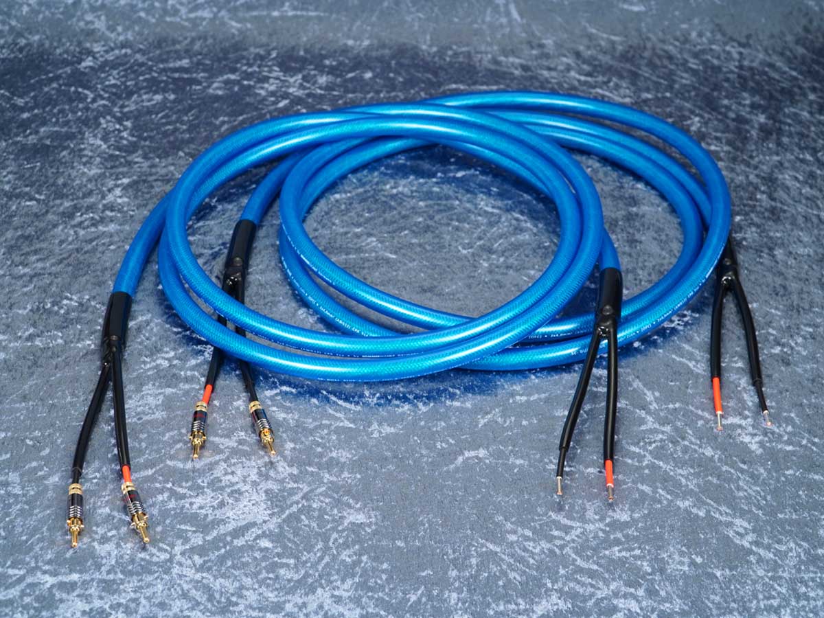 Lautsprecherkabel 'Dual Blue' - Spreizspangen-Bananenstecker auf Aderendhülsen