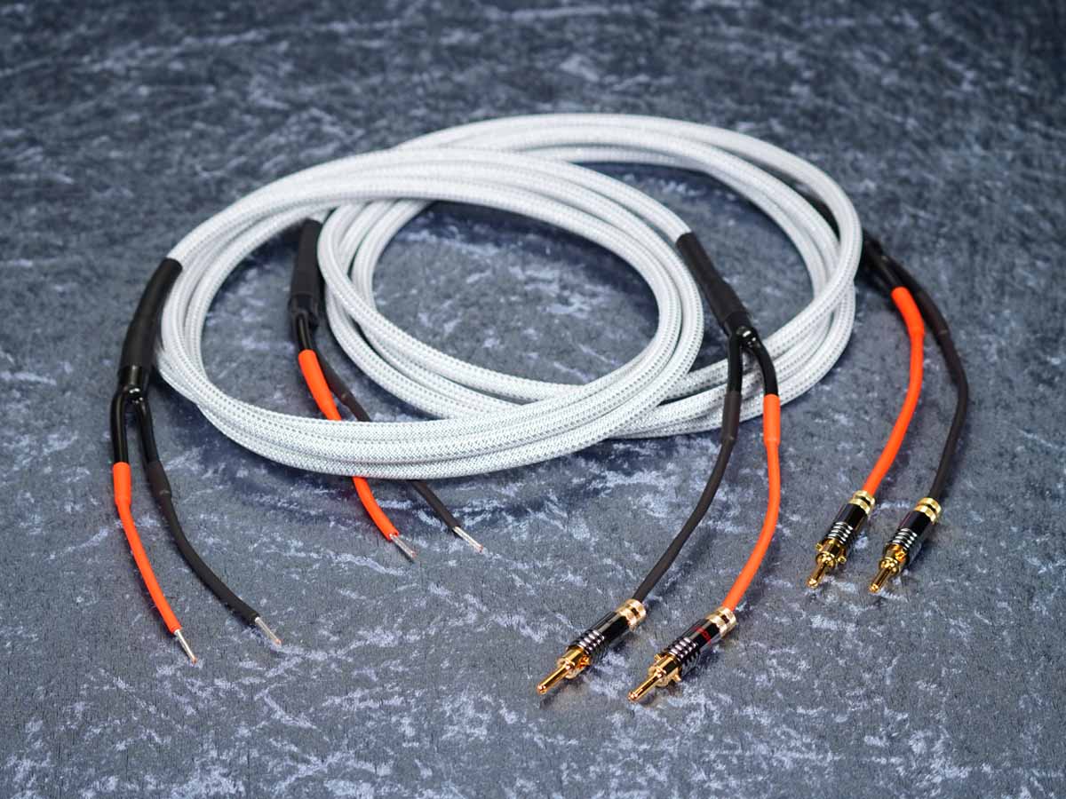 Lautsprecherkabel 'Meridian' 2x1,5 mm² Gfl mit Spreizspangen-Bananenstecker einseitig